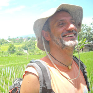 Fernando Gamboa en la selva